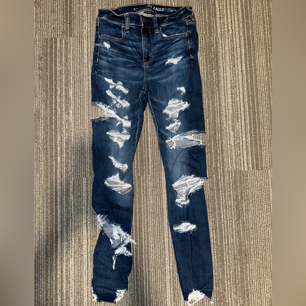 Brand New American Eagle Ripped Jeans